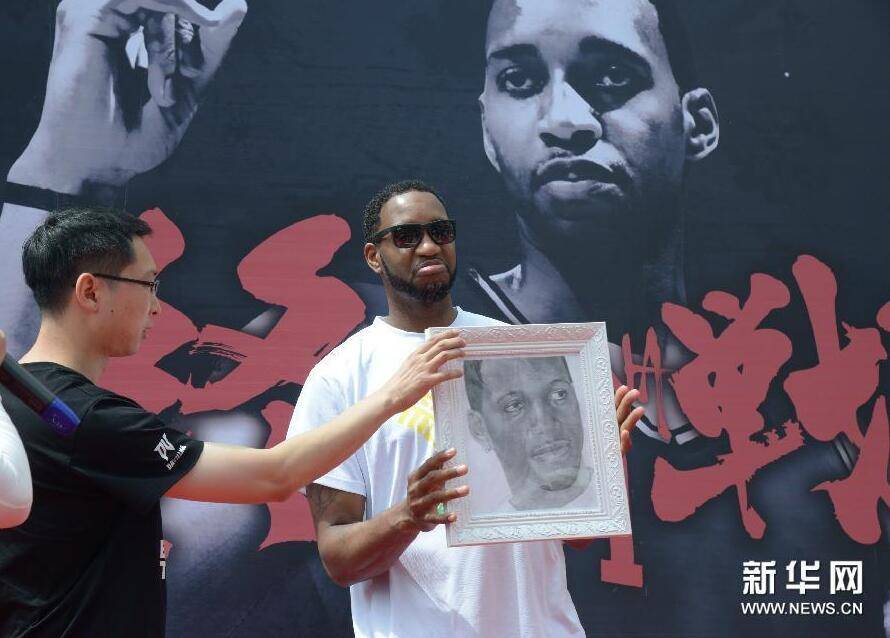 九游体育平台-麦迪能顶替科比？小莫里斯：他不是科比 没那种心态