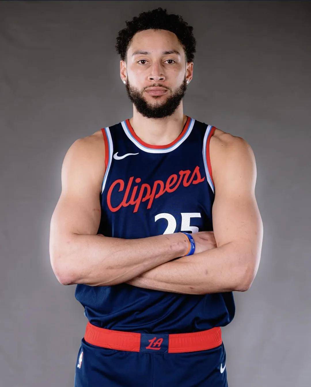 正式通知！西蒙斯解约！再见了，NBA