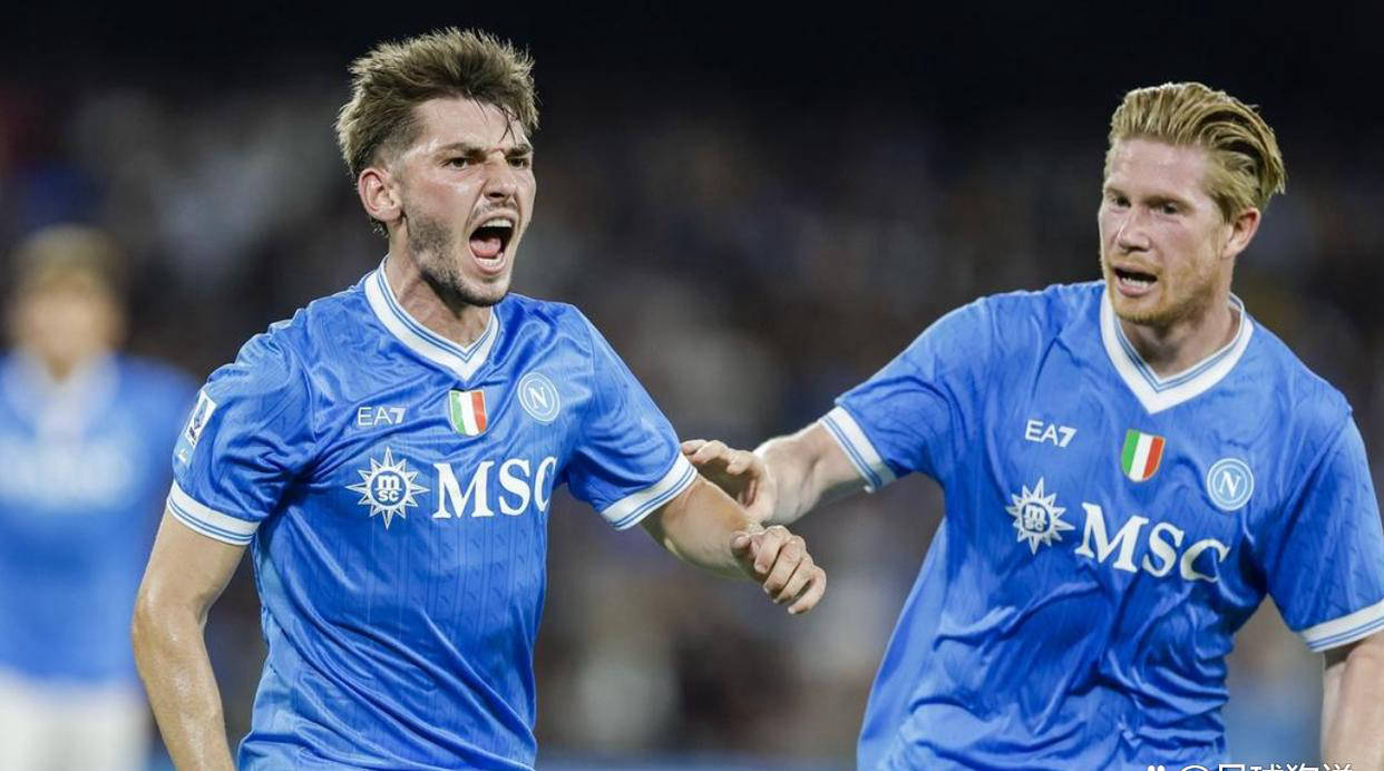 九游体育下载-意甲：那不勒斯3-2击败比萨，4连胜登顶，孔蒂冲冠引期待