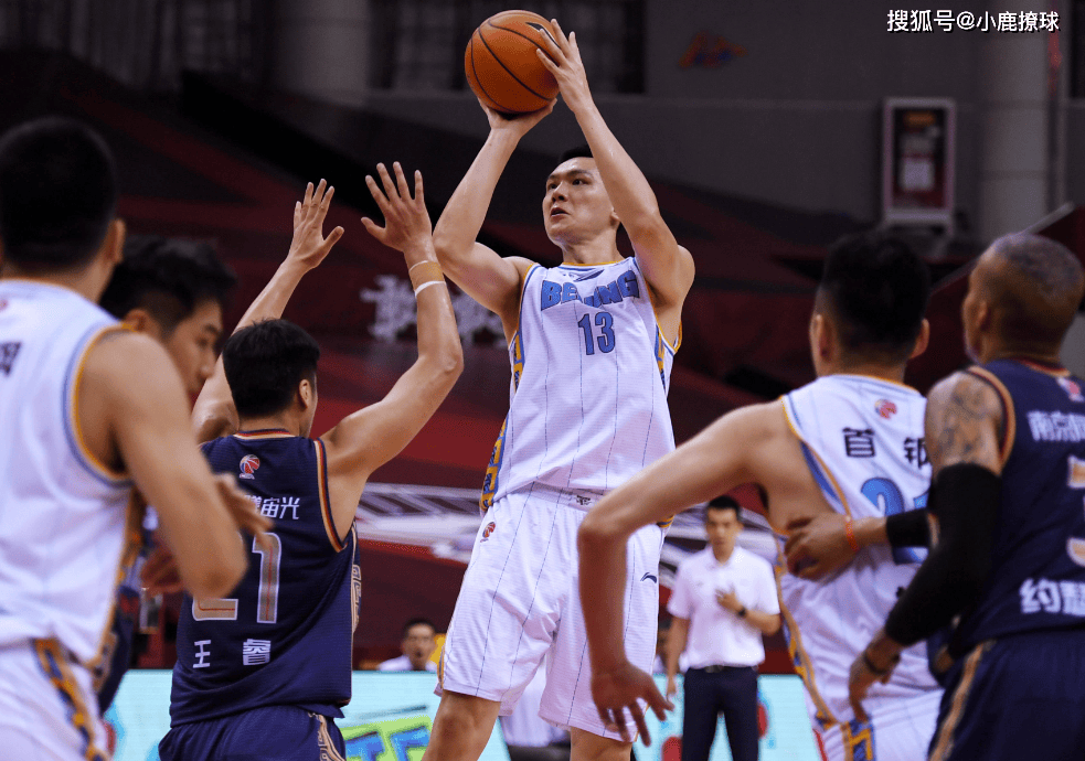 正式退役!北京首钢三冠功勋老臣告别CBA,转型为青年队助理教练