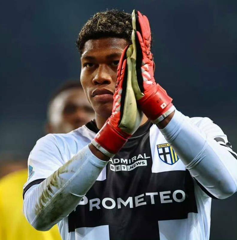 米兰计划冬窗外租托里亚尼，下赛季回归竞争一门，阿森纳持续关注